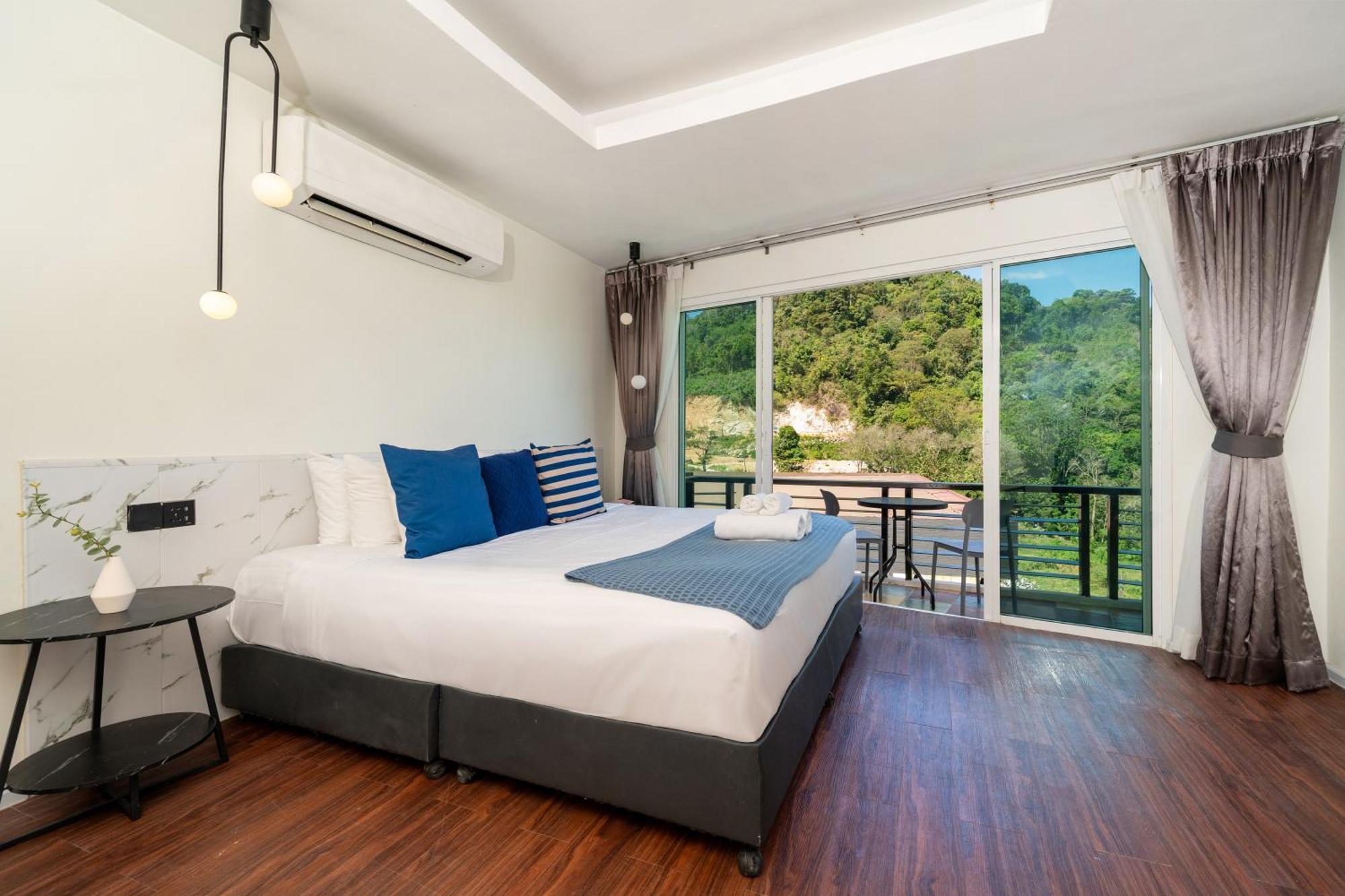 Patong Cliff Pool Villa Eksteriør billede